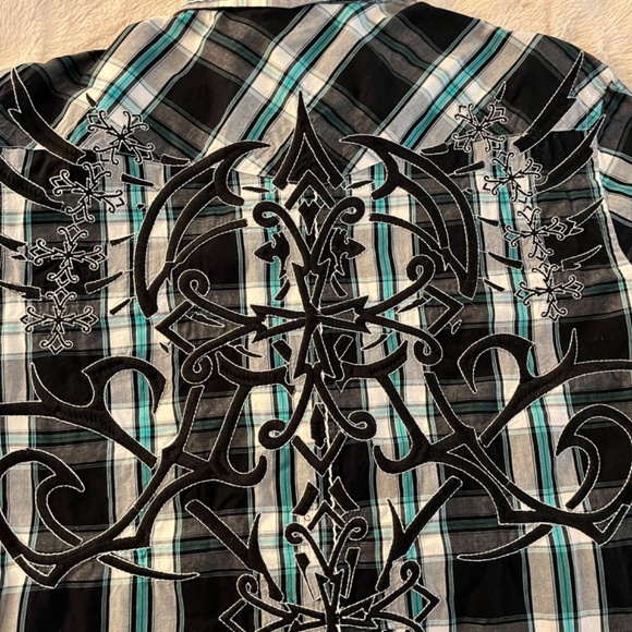 Roar Embroidered Blue & Black Plaid Button-Up shirt - men's large - Picture 8 of 10